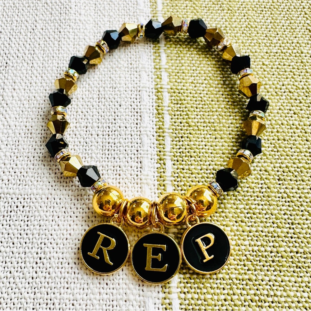 Taylor Swift Reputation Eras Tour Friendship Bracelet with Charms